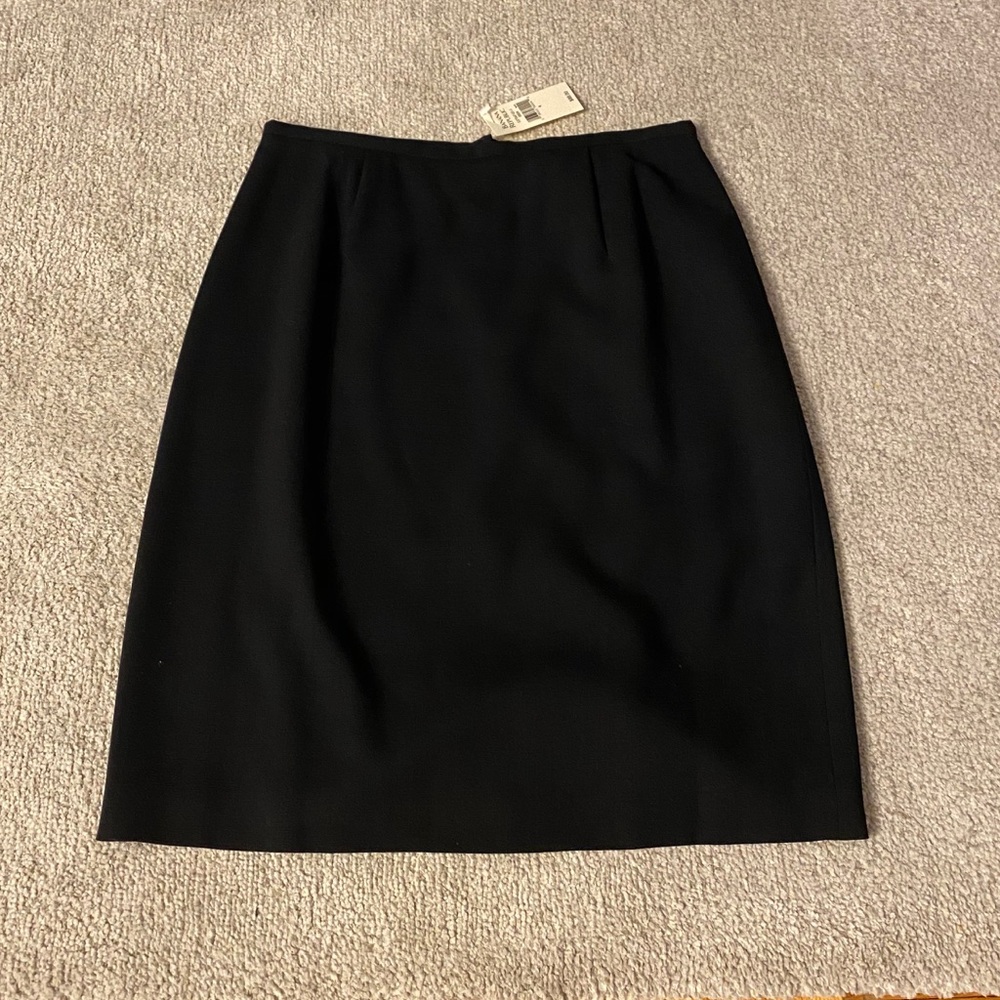BANANA REPUBLIC black skirt